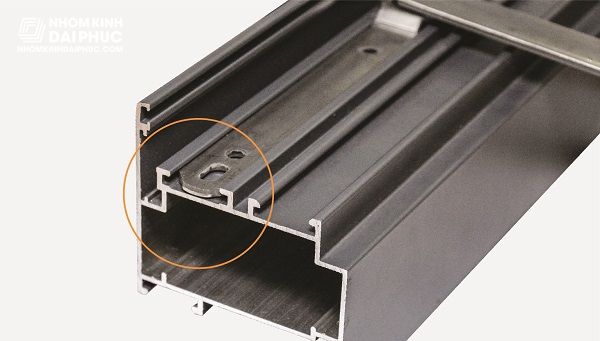 ban-le-prima-topal Bản lề chữ A cửa nhôm Topal