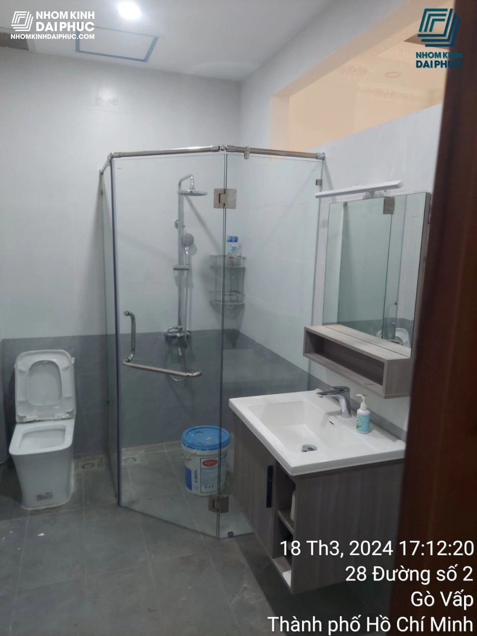 cong-trinh-lap-dat-cua-kinh-cuong-luc-tai-khu-do-thi-city-land-go-vap_9535046
