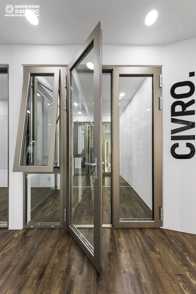 Cửa đi nở quay nhôm Civro