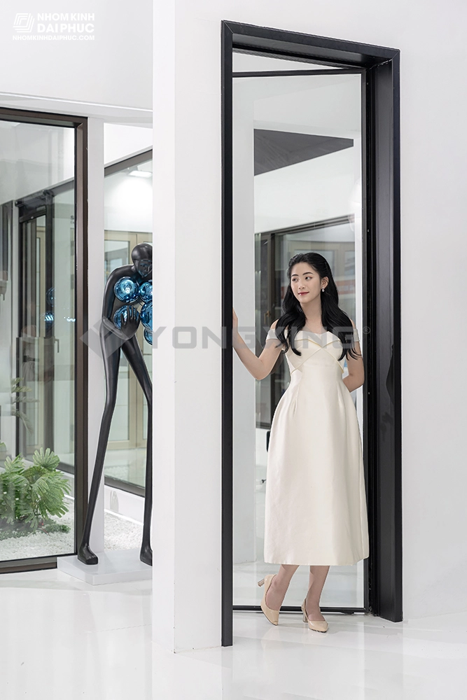 cua-nhom-slim-nhom-yongxing Cửa slim mở quay VH-SLIM45