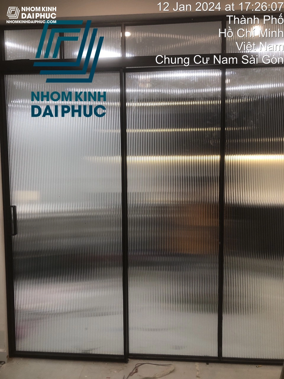 cung-cap-lap-dat-cua-nhom-slim-kinh-soc-tai-chung-cu-nam-sai-gon-nha-be-ho-chi-minh_4424210