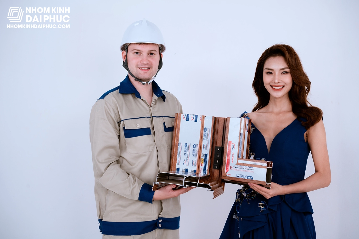 Mặt cắt cửa nhôm PMA bản to màu vân gỗ
